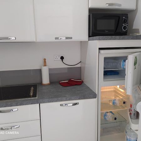 Mellieha Beach Apartment Bagian luar foto