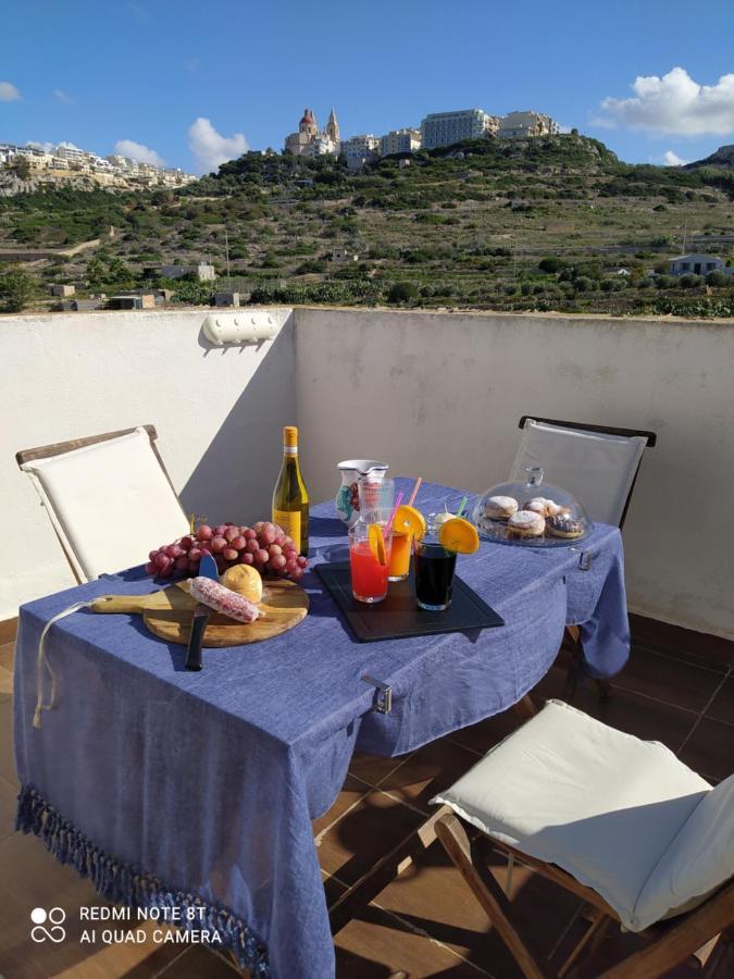 Mellieha Beach Apartment Bagian luar foto
